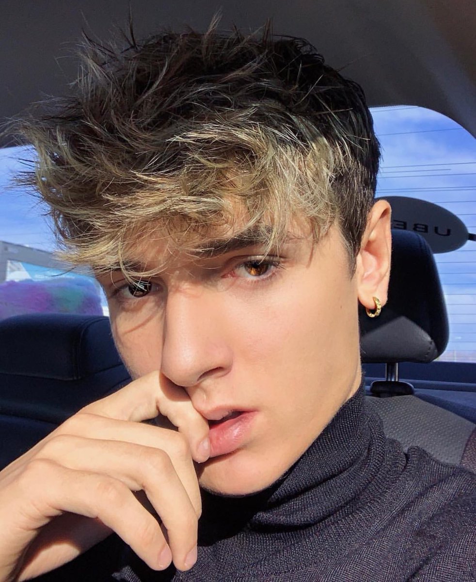 didsomethingbcd's tweet image. let’s flirt and call each other baby.
rt and spread the word that daddy has arrived.