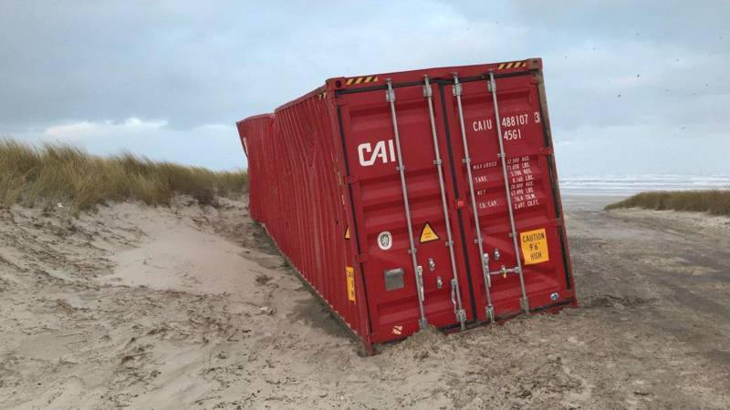 Containers with toys and car parts are washed up on the Wadden Islands (The Netherlands). ContainerWeight will continue to do everything in 2019 to ensure this type of accidents are not caused by the incorrect stated cargo weight.