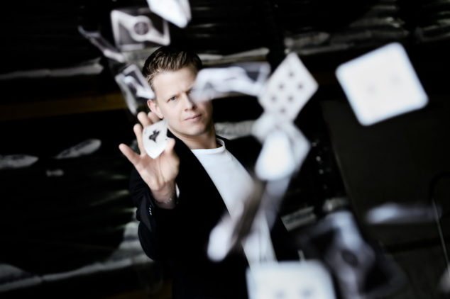 InnEnt's tweet image. Jack of all trades Rick Smith Jr, an exclusive Innovative Entertainment, has been known to impress a crowd or two with his feats of mentalism and card-throwing mastery! bit.ly/2QB0EHg #UniqueEntertainment