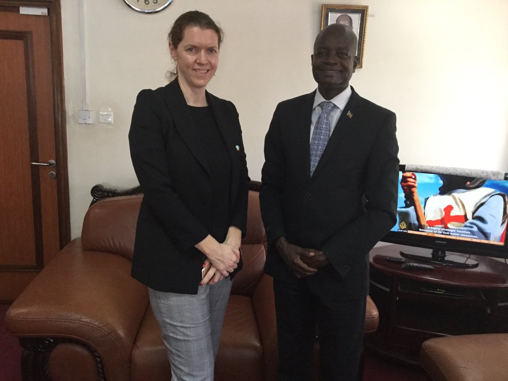 DengDYai's tweet photo. I have just had an excellent meeting with Amb. Dr Sinead Walsh @SWalshEU, the EU Ambassador to #SouthSudan. We will break the good news to the citizens of South Sudan, especially the Teachers, at the GEAR, 28 January - 1 February 2019. @MoGEISS @WFP_SouthSudan @unicefssudan https://t.co/xxj5kpR0a3