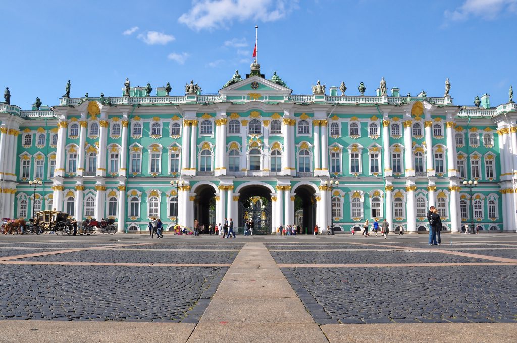 HelloGreesme's tweet image. [#BLOGVOYAGE] De l’Ermitage à Peterhof… Que visiter à Saint-Pétersbourg? leblogdesarah.com/visiter-saint-…