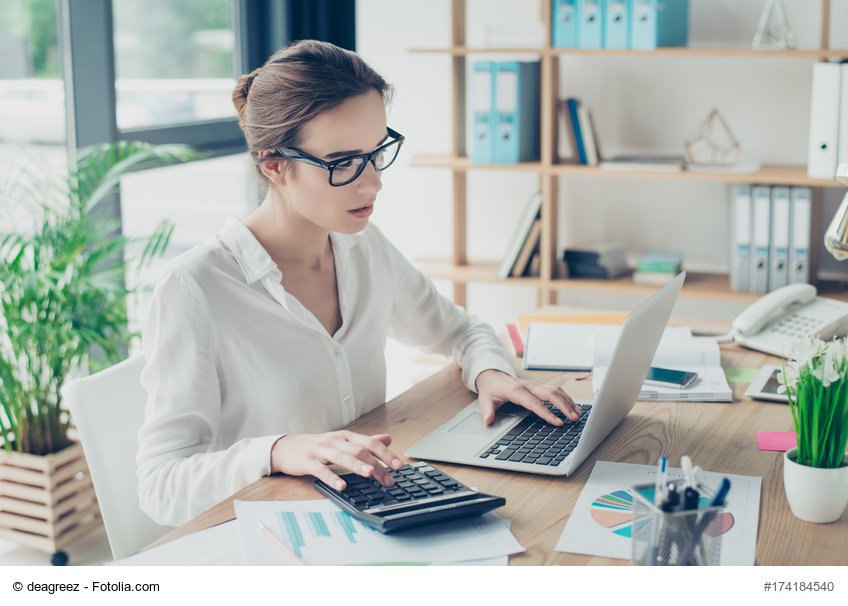 GrueneArbeit's tweet photo. Ihr habt tolle Ideen für die #Berufsorientierung für den #Klimaschutz, nur an der #Finanzierung hapert es noch? Dann holt euch Tipps in unserem kostenlosen Webinar am 15. Januar und meldet euch gleich an: hildegard.boisseree@wilabonn.de. Weitere Infos: https://t.co/EL3OJJbcZR https://t.co/RsSllKFvdi