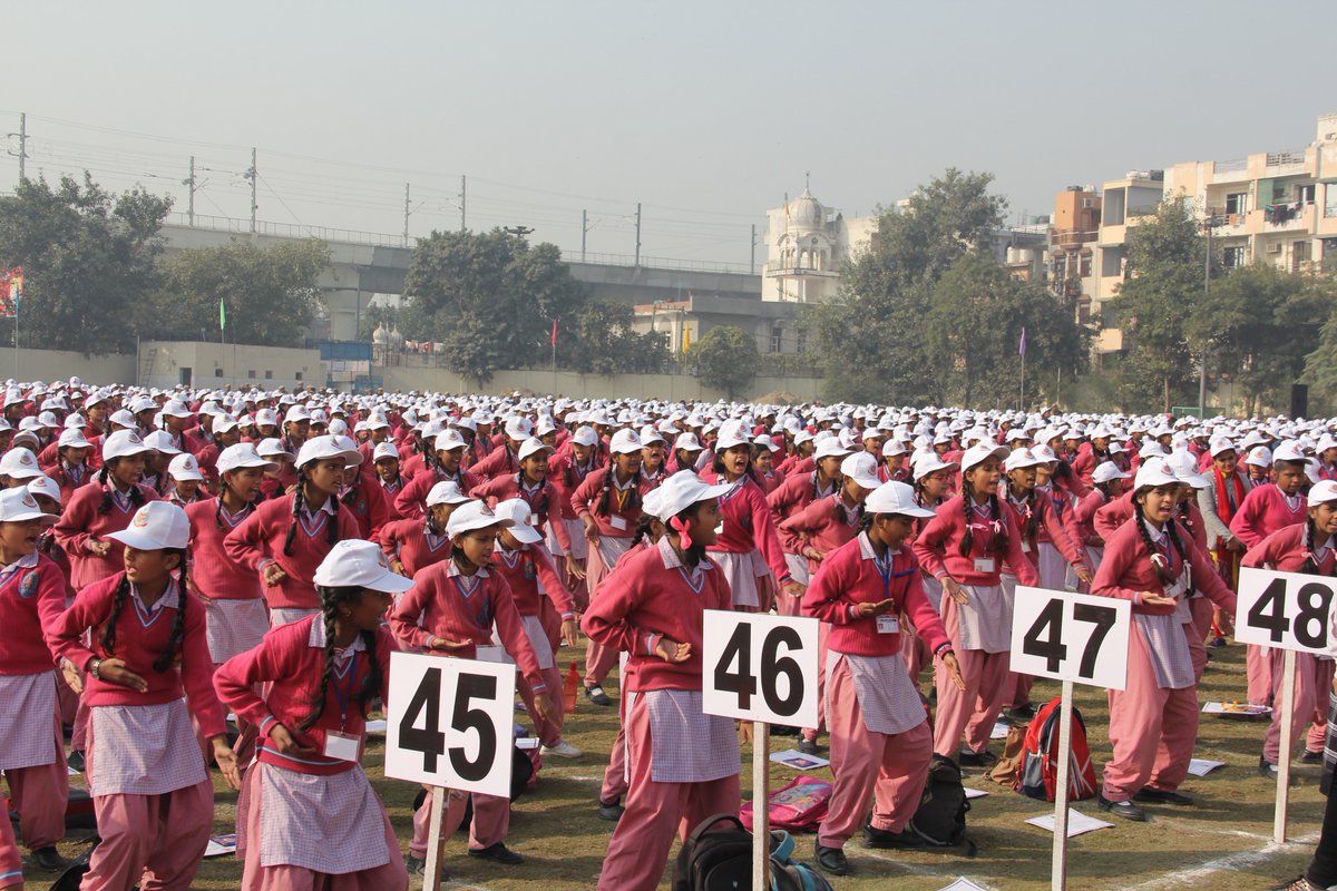 FoundationLadli's tweet image. #10000 Students were sensitized by @LaadliDevendra about #GenderEquality &amp;amp; Role of Mother  with @CPDelhi @DelhiPolice @DCPEastDelhi  @splcpnorthdelpo #YUVA  #laadliDevendra #sashakti @NiineIndia @unwomenindia