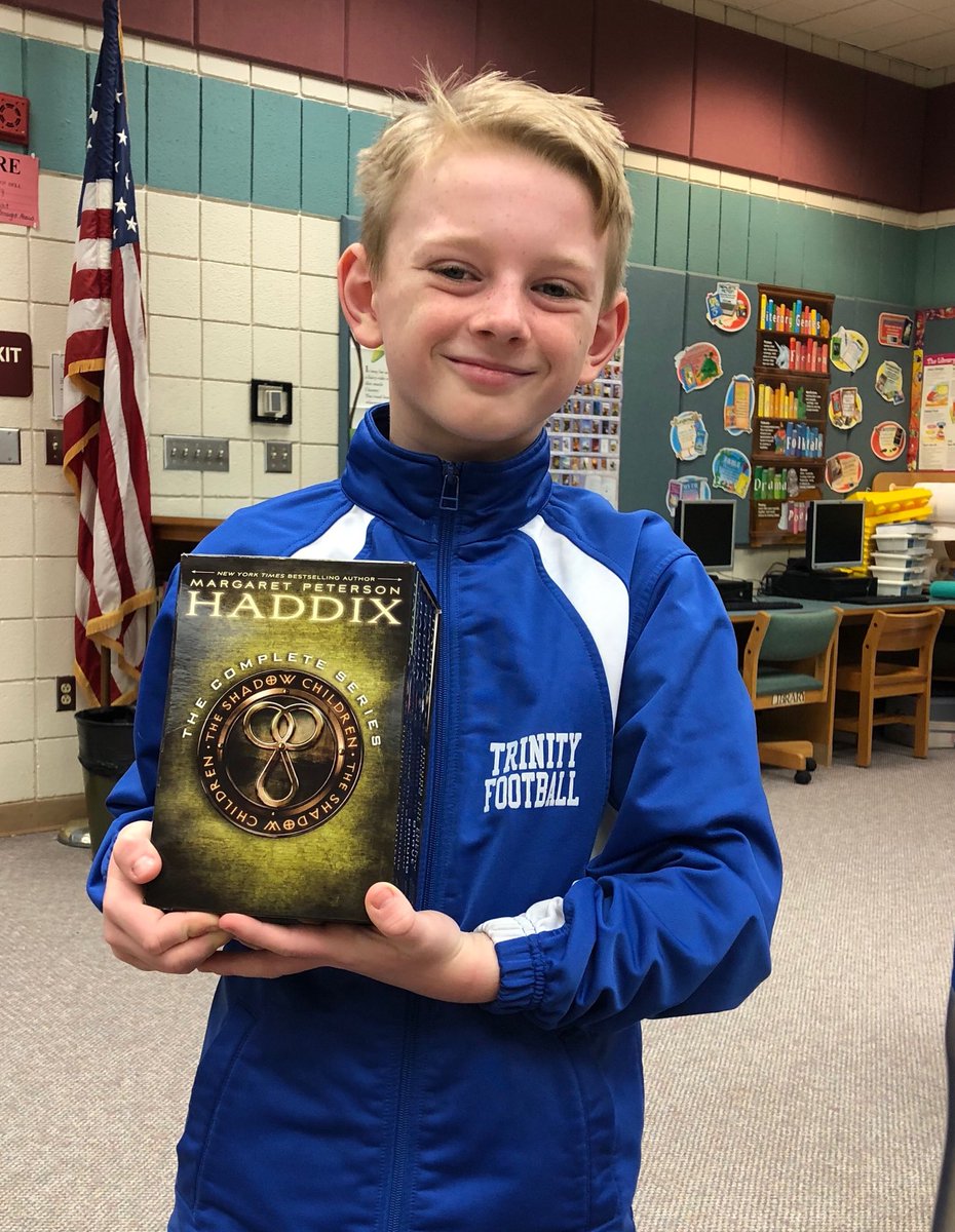 TASDMediaMakers's tweet photo. Lunch Bunch Book Club member continues reading with the whole series he got for Christmas! #EnrichmentPrograms #ReadingCulture @Trinitywestbest https://t.co/Ie0Wu1RyuM