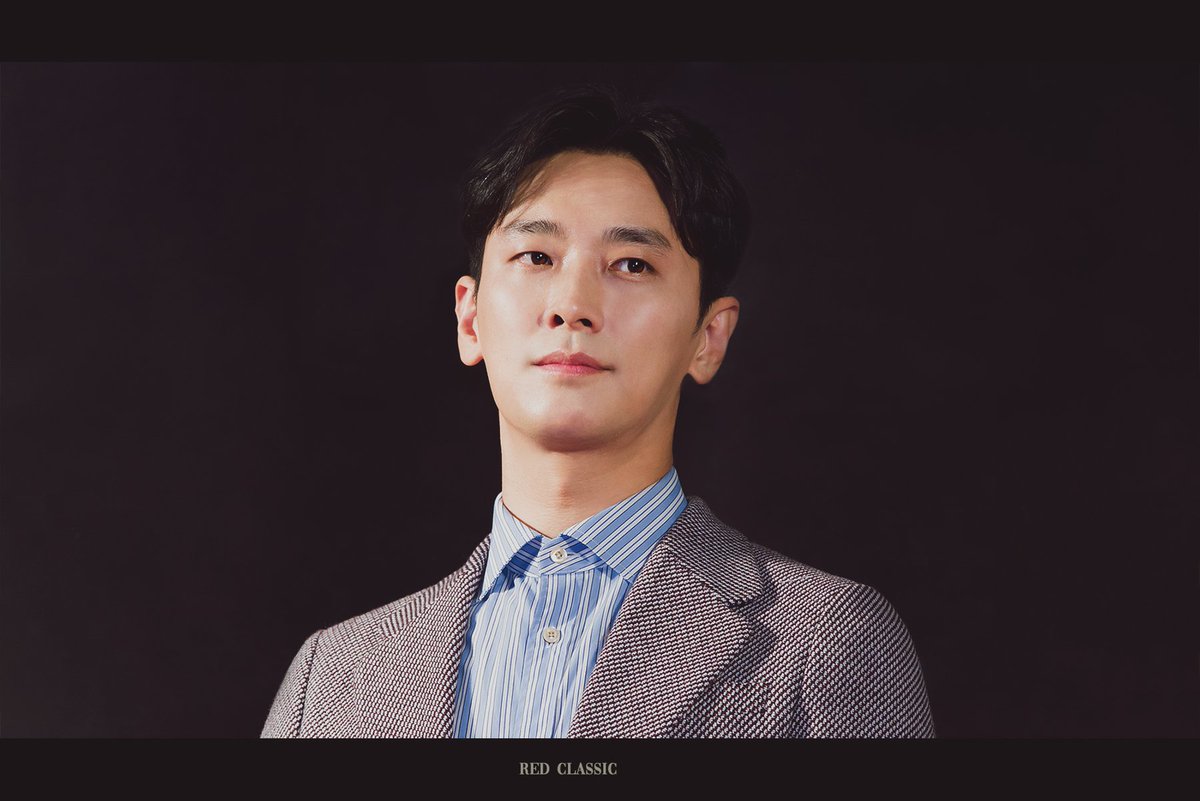 redclassic_0516's tweet photo. 181001 암수살인 오픈쇼케이스
#주지훈
Life is plus, minus, zero. https://t.co/idutWUwjro