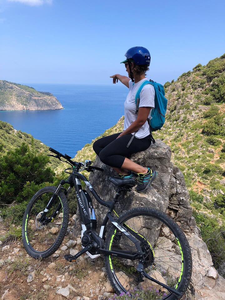 EbikeIonian's tweet photo. Assos Tour!#haibike #2K19 #tour #tourism #atala #mtb #kefalonia #fiskardo #assos #ebike #excursion #Adventure #adrenaline #adventuretravel #Exploring #Greece #Beautiful #Enjoy #follow #nature #Wildlife #VisitGreece #holidaysingreece #instatravel https://t.co/6yJXH1Zu4j