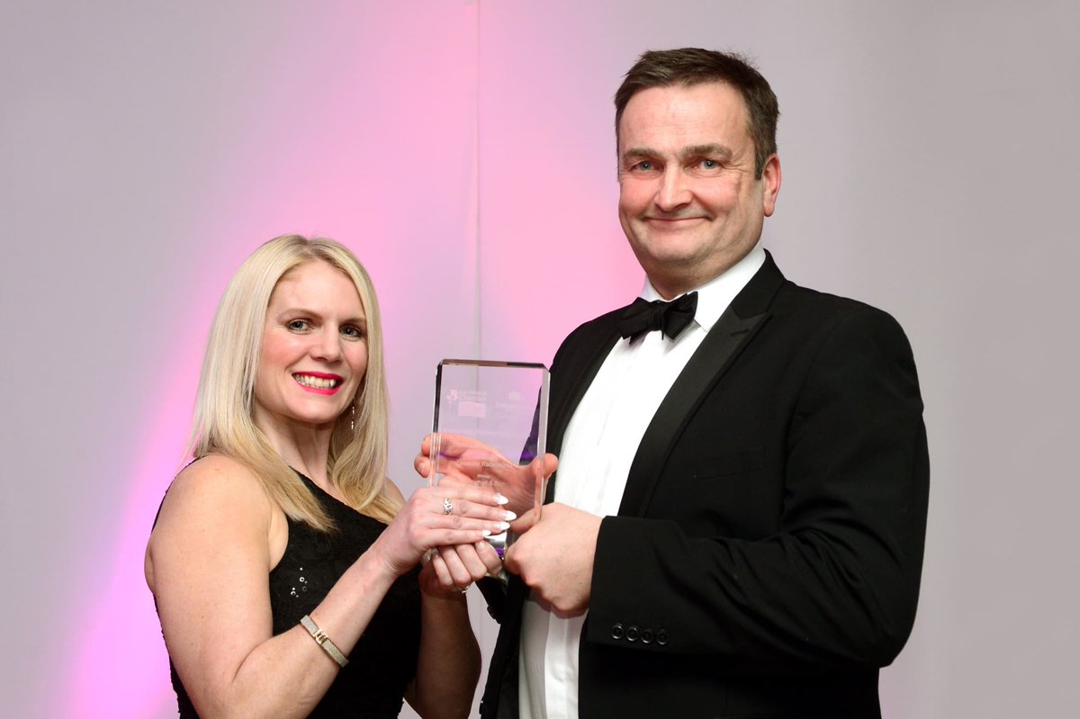 EMChamberNews's tweet photo. The deadline for the Chamber's Enterprising Women Awards is 4 January. 😲 The awards are a great chance to raise your profile and celebrate the work women in business👩🏼‍💼 do every day.  💖 Download your application forms here. 👉 https://t.co/va6EBrGQyx https://t.co/iHjL7VRF8T