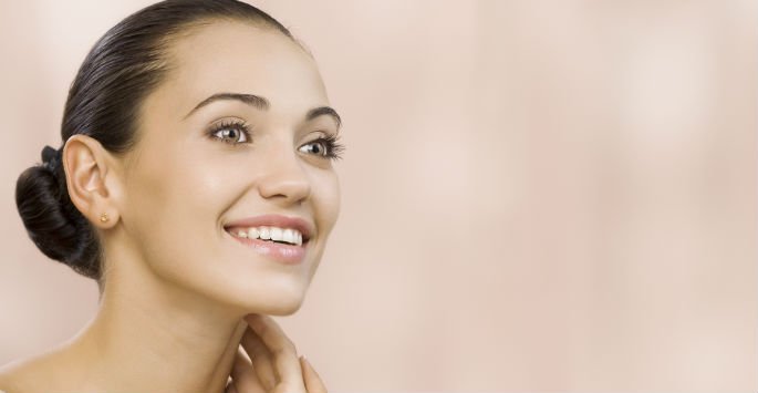 AllureVIP's tweet photo. #Belotero is an #FDA cleared treatment for moderate-to-severe #Wrinkles. https://t.co/0aRjLPOLe8 https://t.co/q6yry1o70n