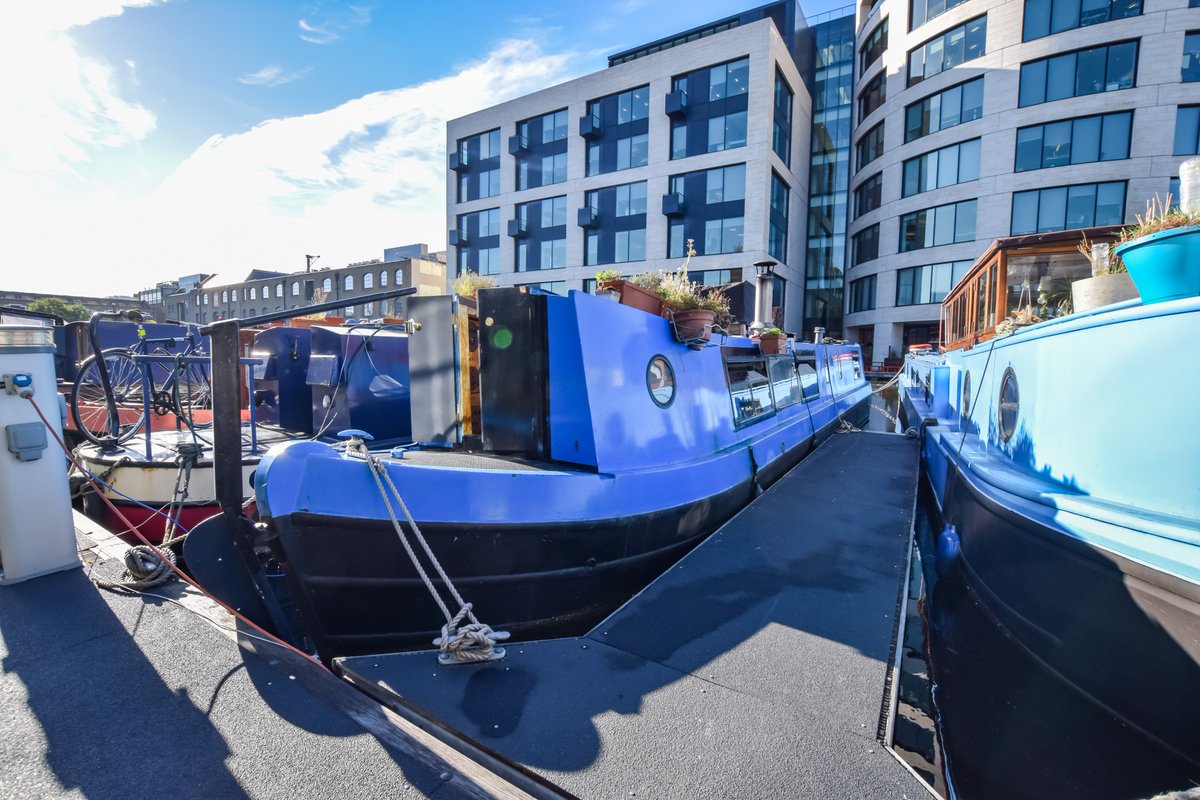 Houseboats for sale! have a look at our webiste for a selction of houseboats for sale across London #houseboats
peachproperties.com/results/?wpp_s…