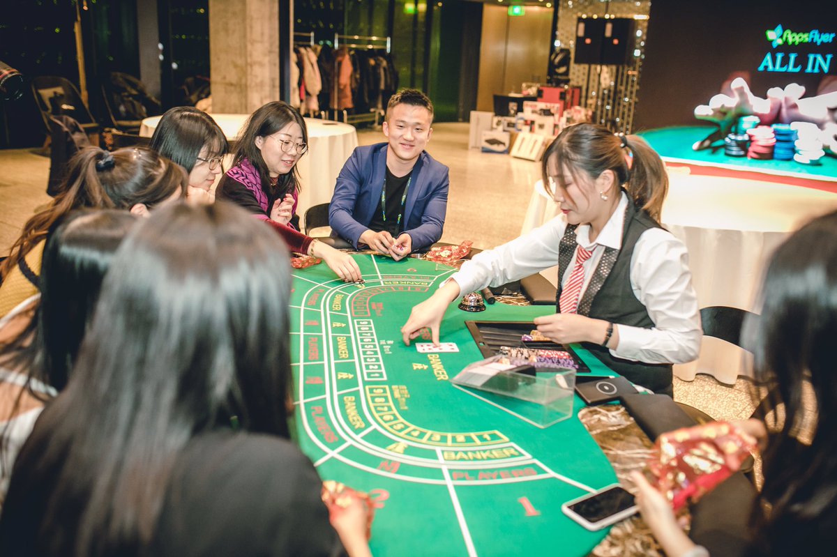 JerryCQJ's tweet photo. Thank Sophie, Vicky and Bruce for holding the Appsflyer annual party in GCR. 2019, let’s ALL IN! https://t.co/PoAJy37lCL