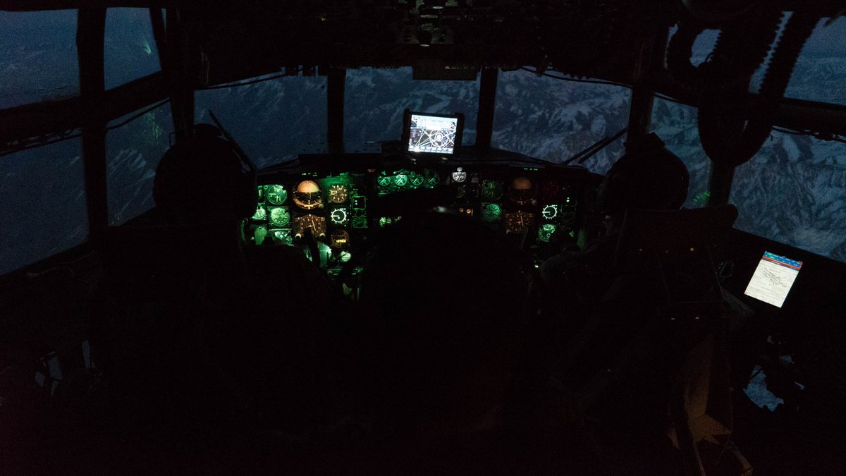 AirMobilityCmd's tweet image. #HercWarriors fly an Afghan C-130 as part of a Train Advise and Assist Command&apos;s mission to help our Afghan partners in developing their Air Force. #HercDay #HercWork #MobilityPartnerships