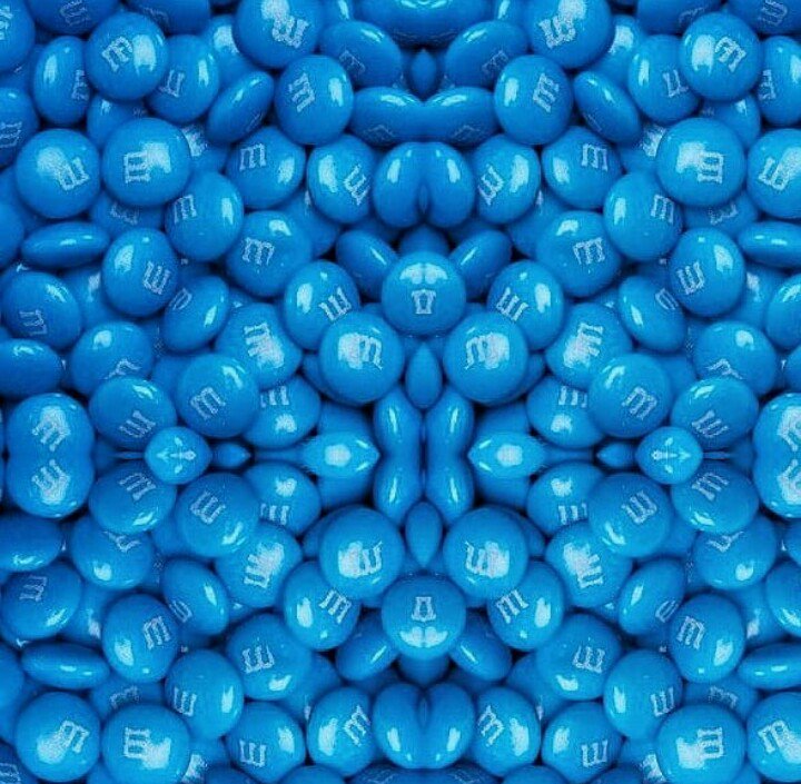 EpicureRohitY28's tweet photo. There's always a reason to love blue and m&m is just one of them! π #30ShadesOfBlue .
.
#mmschocolate #chocolatecandy #bluecandy #mumbaifoodie #EpicRohitY #EpicureRohitY28 https://t.co/s6ixsEUKkO