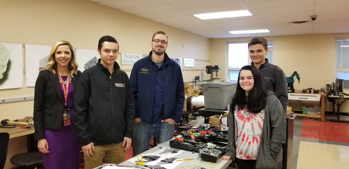 WARDJet, an industry leader in waterjet machines, is the newest partner at <a href="/east_clc/">East CLC Dragon</a> College &amp; Career Academies.  Thank you <a href="/WARDJet/">WARDJet</a> for sharing your time and talent with our students.  <a href="/akronschools/">Akron Public Schools</a> @UnitedWaySummit <a href="/FordNGL/">Ford NGL</a> #MyFutureStartsHere