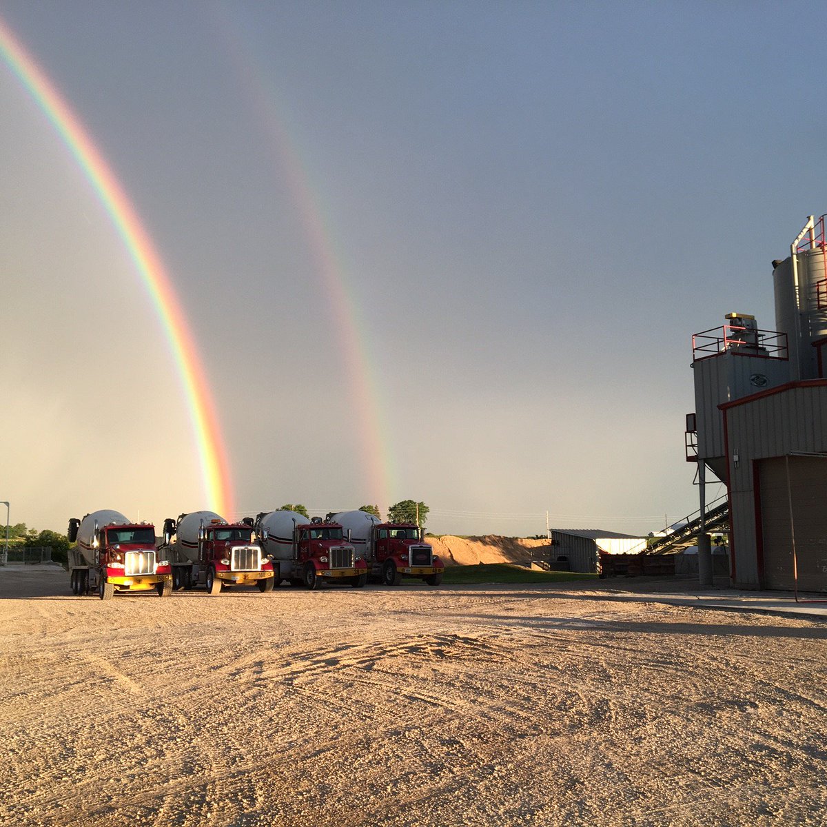 "I not only truly believe that everyone here can extend the grace to each other that is sometimes needed to get the job done, I experienced it, witnessed it, and lived it." -Ken Cline
#family #manatts #excellence #grace #work #employee #rainbow #job #potential