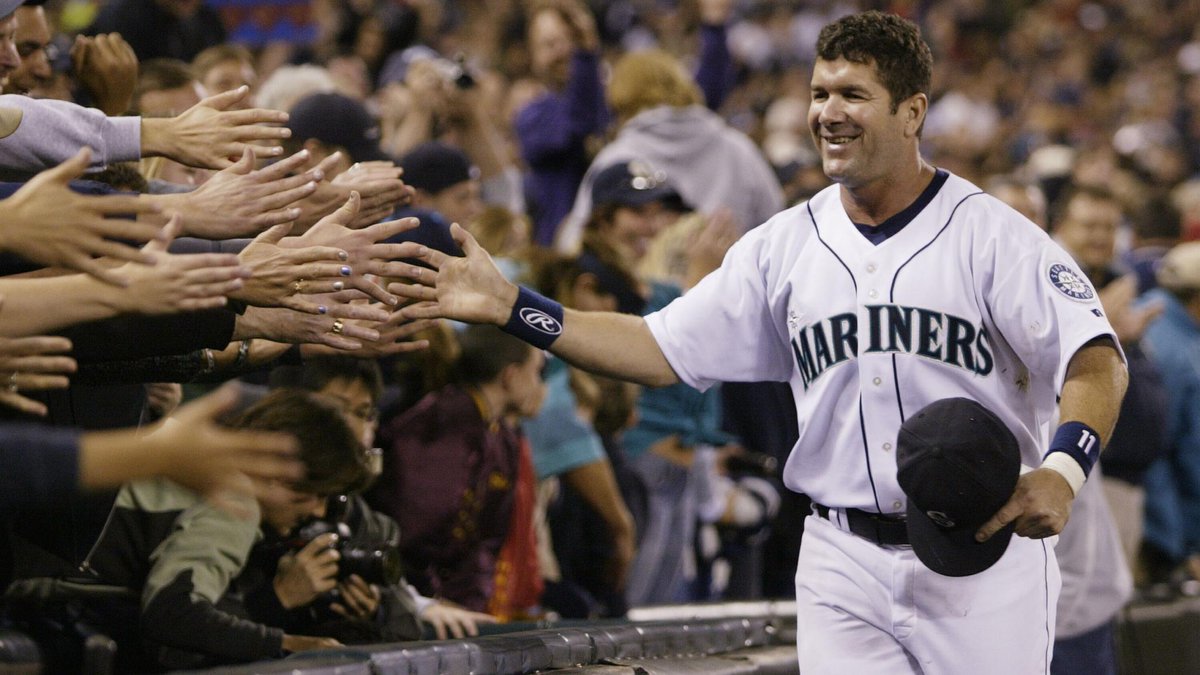 Puerto Rico suma a Edgar Martínez y Juan González para el Clásico Mundial de Béisbol