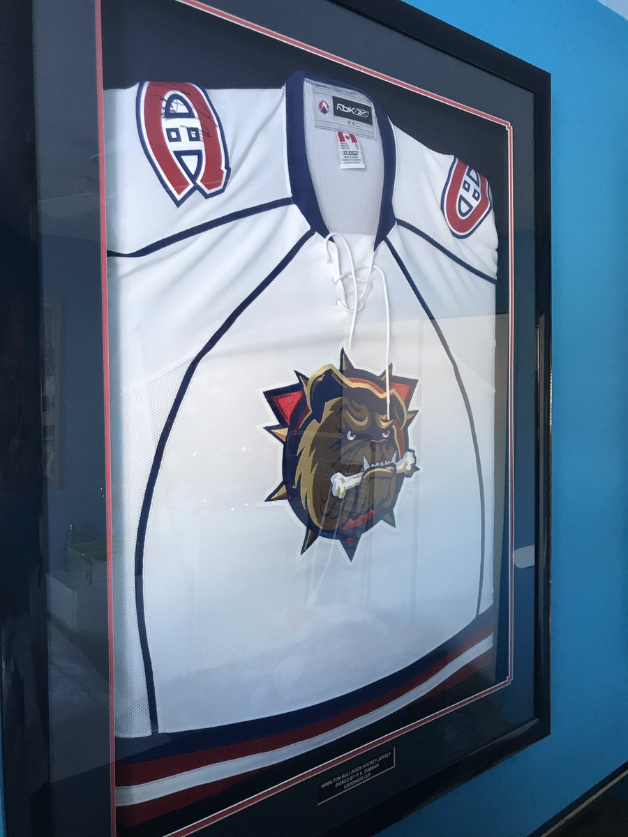 KarineHains's tweet photo. Lazy PC display day: framed and autographed jersey of @CP0031 @PKSubban1 and @pou29 #gohabsgo #pcdisplay https://t.co/Yx40uIvUdO