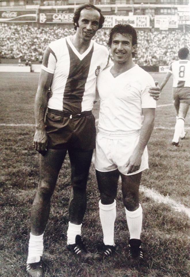 FOTOS HISTORICAS O CHULAS DE FUTBOL - Página 4 Dv6juASX4AEE9ZC