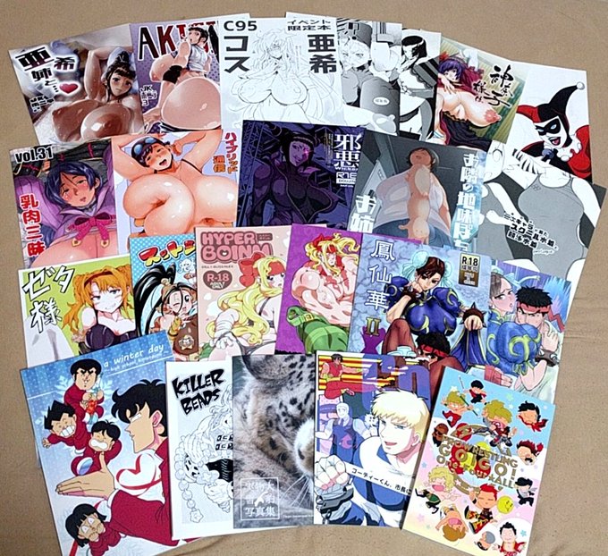 うふうふ、コミケでの収穫です
ほしい本が纏めて手に入ったよ〜
どれもたまらん、面白すぎて脳が処理しきれてない。 