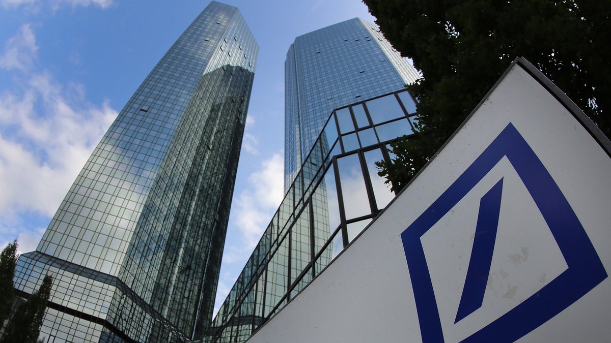 Deutsche Bank Is Making Its Proprietary Trading Code Public To 'Create A Better Trading Platform For Everyone.'

Good or bad idea? #proprietarytrading #trading #banking

linkedin.com/feed/update/ur…