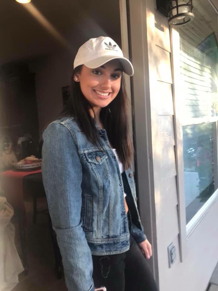 Bibi20741251's tweet photo. Beautiful Soul! So happy that she still likes to spend time with me. #daughter #mammita @madigrot https://t.co/um4eJHUf1b