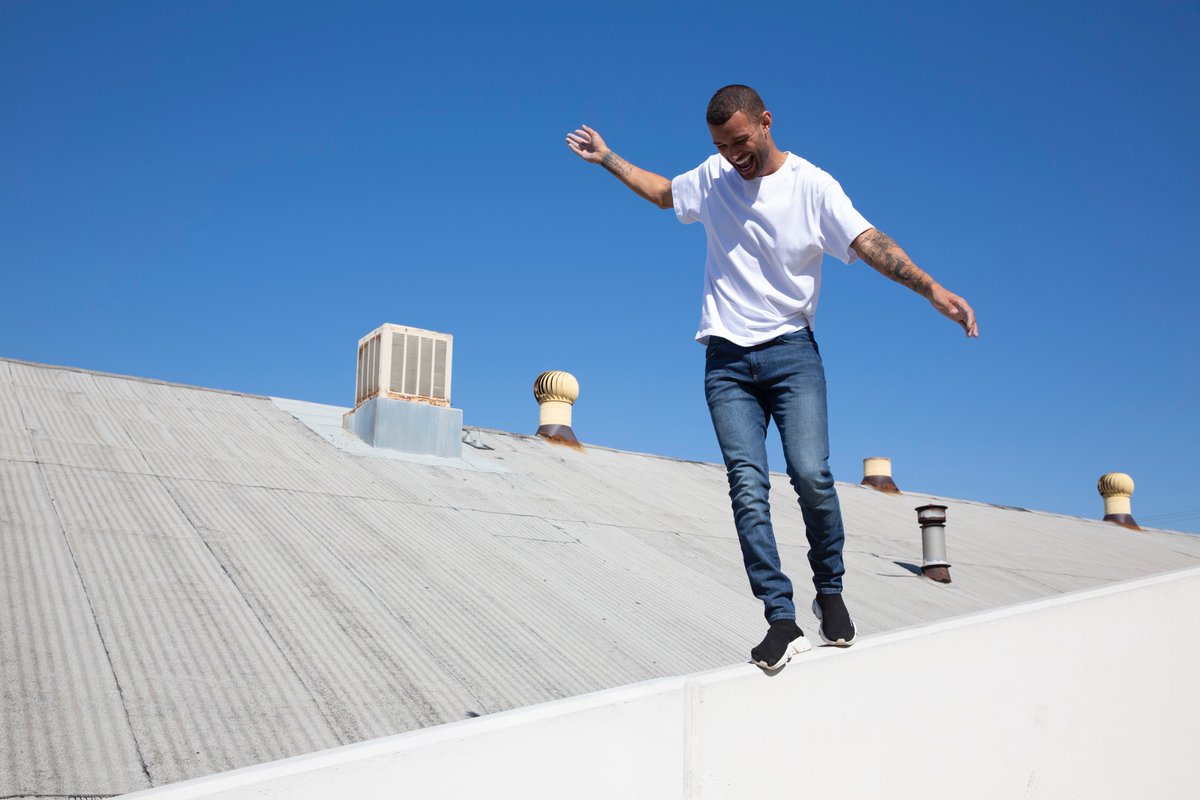 Start fresh✌🏽

Instead of sending your old stuff to a landfill, send it to us.

This January, you'll get $4 for each old item of clothing sent back. You can use that dough to get more insanely great tees. We'll recycle your clothes that have seen better days into better things.