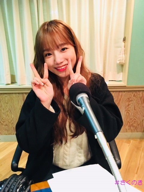 Dv6qKC5VYAEArvM.jpg:large