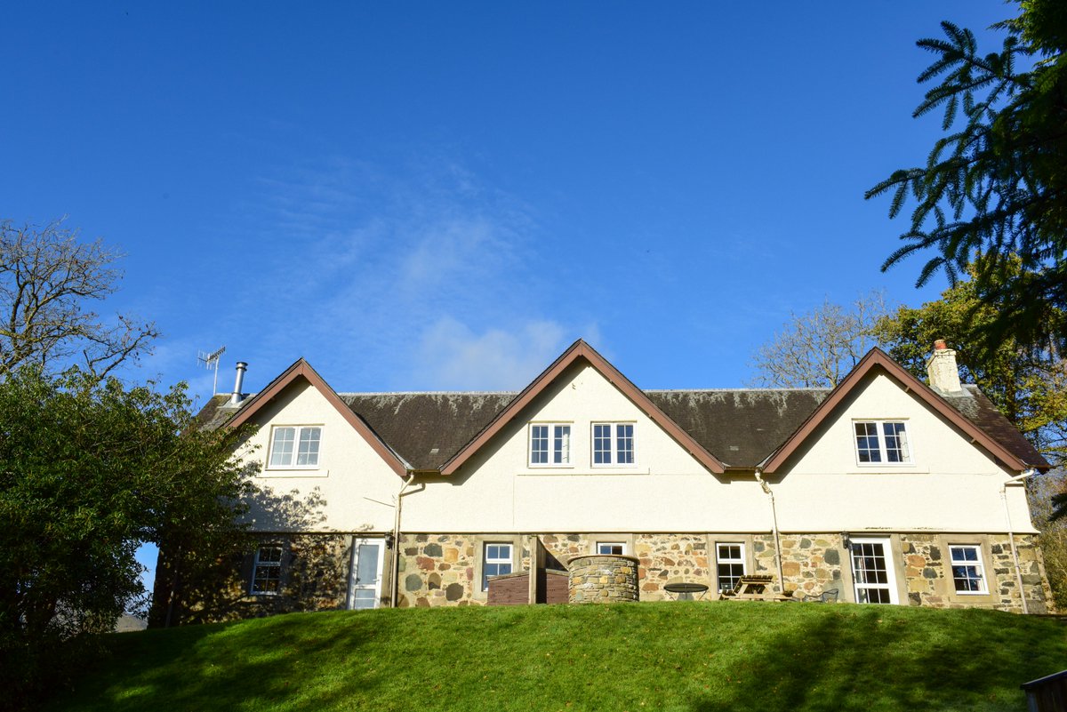 For a fantastic 2019 holiday look no further than Orchard Cottage at Leny Estate.  4 star comfort and the perfect base for exploring the Loch Lomond and Trossachs National Park.  To book call 01877 331078.
lenyestate.com
#Scotland #selfcatering #cottage #lochlomond