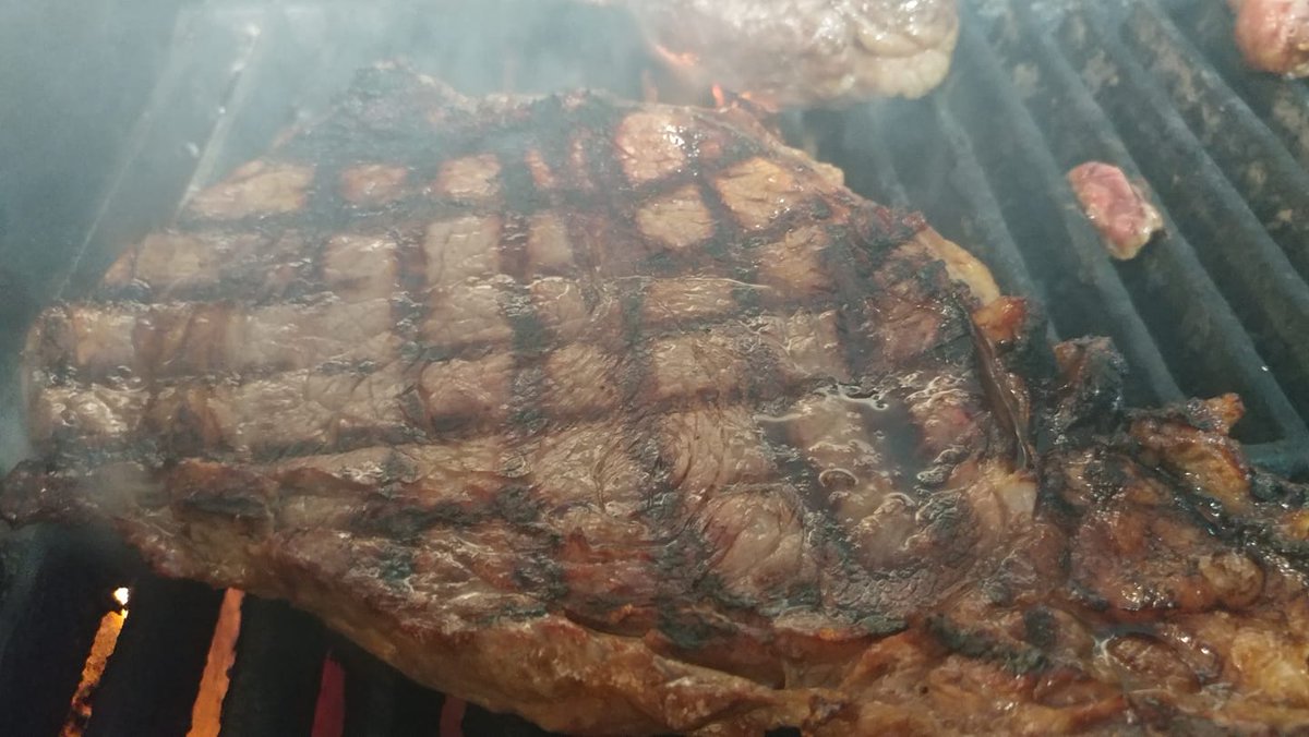 MidCarolinaClub's tweet photo. Wednesday Specials TODAY, Prime Rib Night Friday - https://t.co/Tfj3gLsfAa https://t.co/OmYHlwrhPr