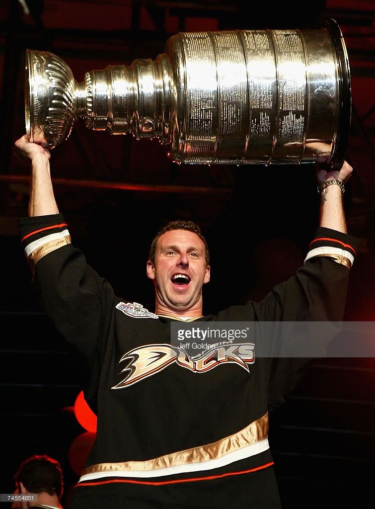 Today in Anaheim Ducks history tweet media