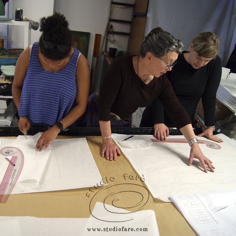 studiofaro's tweet photo. Are you thinking about your creative plans for 2019? Grab the opportunity while you can! I've listed my 2018 workshops with limited spaces in all. Book Introductory Workshops https://t.co/Cwk4HUqwD8 #patternmakingclasses #Sydney #WaggaWagga #Coolamon #sewingclasses #studiofaro https://t.co/8DAWDDLKag