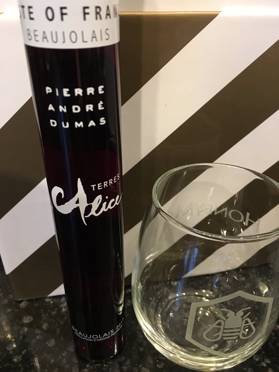 InsySpider's tweet photo. Night 9 of the #12NightsofWine canโt come too soon after going back to work! https://t.co/XuiGIkNjL5