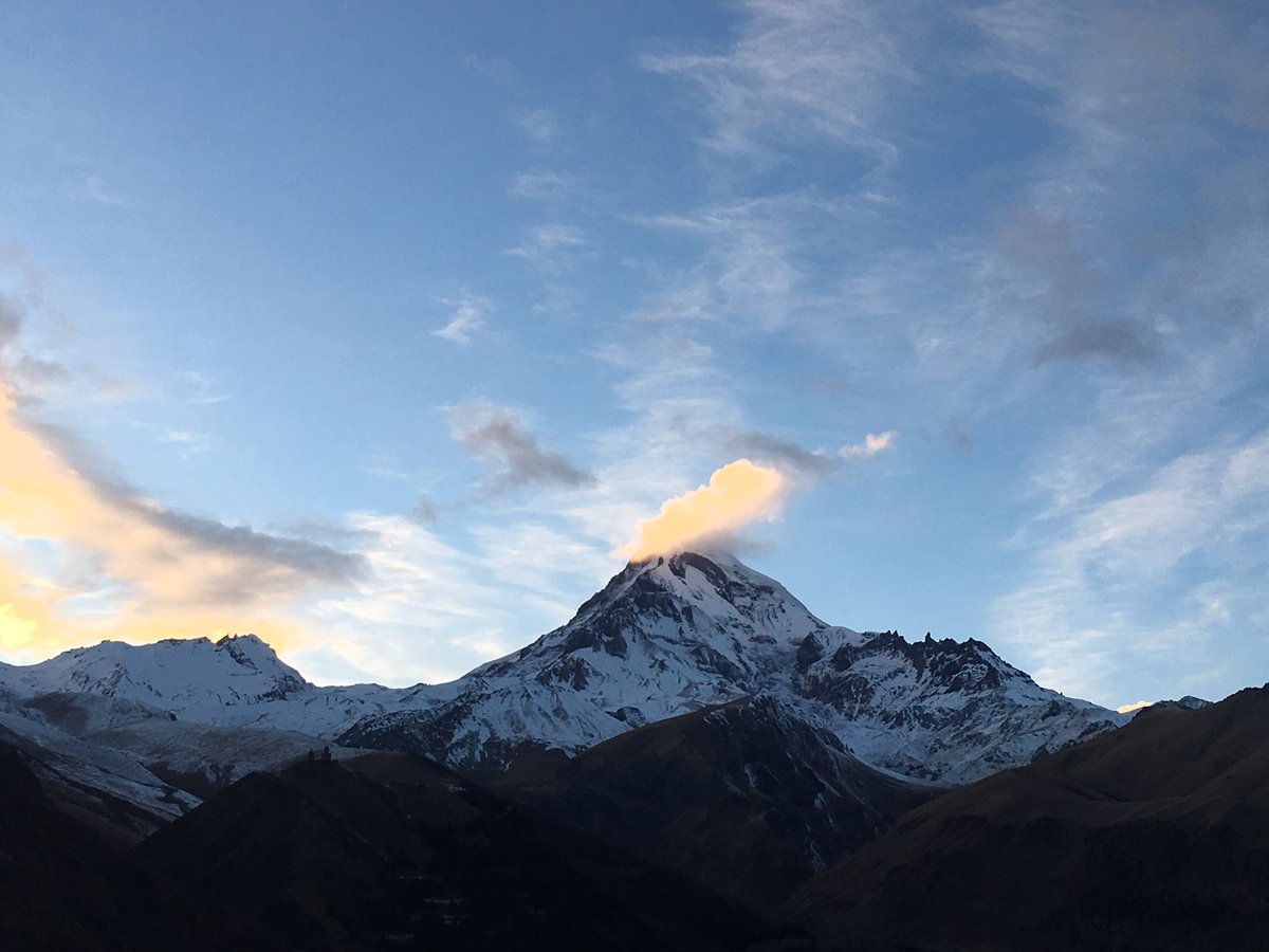 GeorgiaFind's tweet image. #اجمل_خواطر_هنا #اسطول_زعماء_تويتر