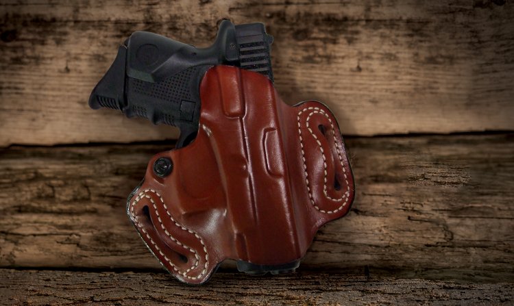 'I really like the way my Glock 27 rides in the Mini Slide.' Thanks, @USCCA 4 the kick-arse review+ appreciation 4 premium leather! @GLOCKInc  #betterleather #ThankYou bit.ly/2H46YmD