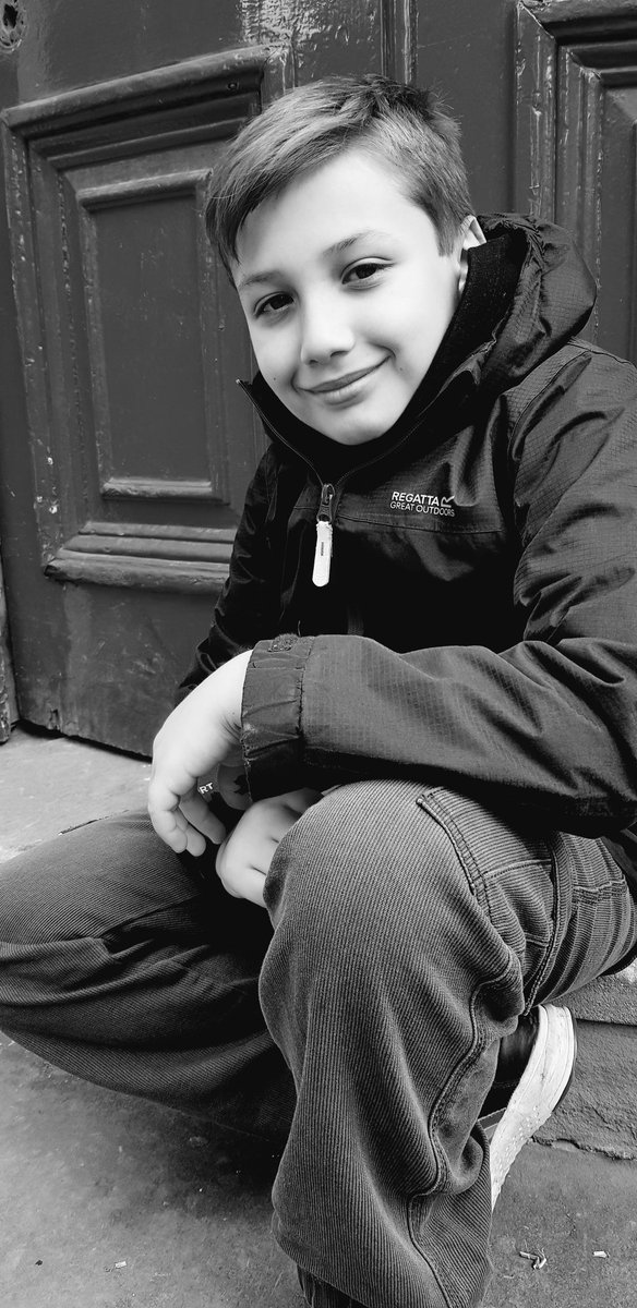 amandakibrahim's tweet photo. Love this picture of Zac, who, to me, is looking a bit @rickastley esque..(see promo images for #beautifullife album!) #minirick #actor #derbyshire #childactors #nottingham #blackandwhite @LeneBausagerUK https://t.co/Wcw0v0a96N