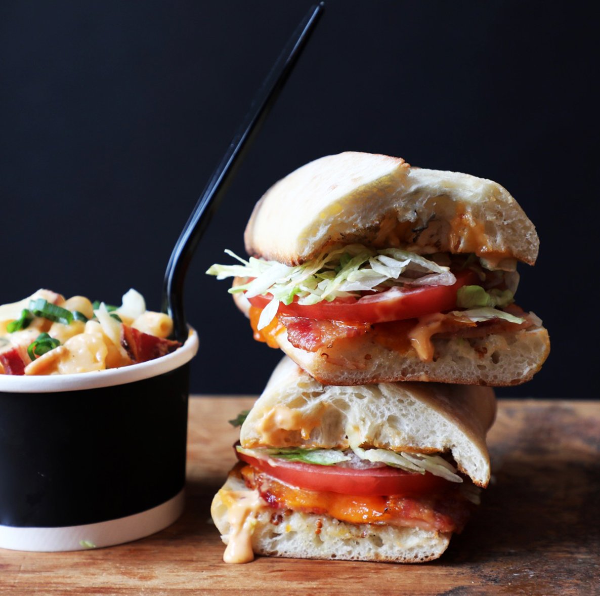 ChachisSandwich's tweet photo. CLUBBIN’ w/ a side of Mac. #lunchinspo #chachis https://t.co/kcjbpqc1QB