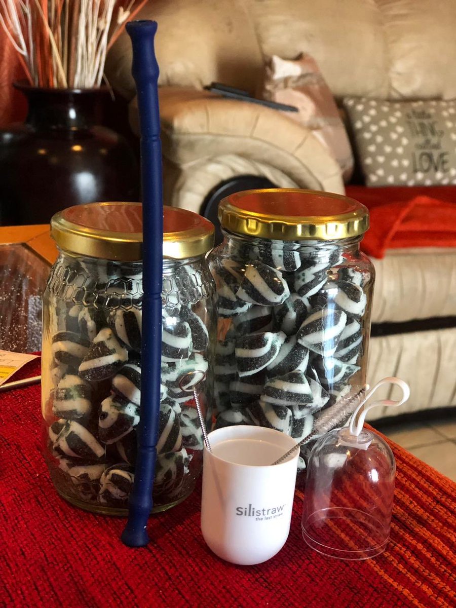JustinGeduld's tweet photo. If we do not stop using single plastic straws, by 2050, there will be more plastic in our oceans than fish!
This year, I pledge to ban single use plastic straws & use #Silistraw!
Use my code JUSTIN_GEDULD & claim 15% off your order until the end of Jan.
https://t.co/CO0VMdCZMV https://t.co/d3HRsaYr5K