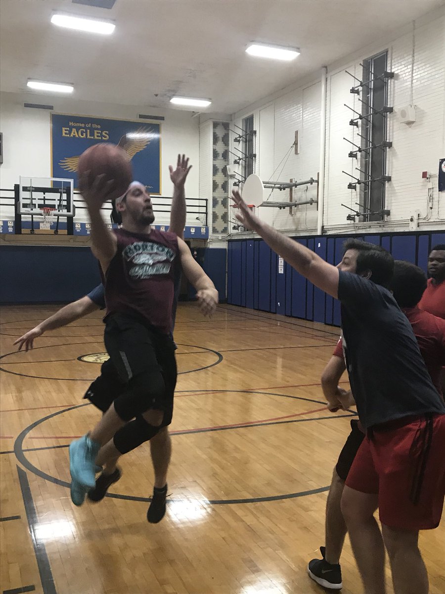 IrvingBerwynPE's tweet photo. Shoutout to @StachuraMarty for putting together a basketball game over the winter break in the Irving Gym. Nothing like a good sweat and staying active! #health #fitness #basketball #nba #NewYear #fit #wellness #physed https://t.co/1ac8Jzr6uO