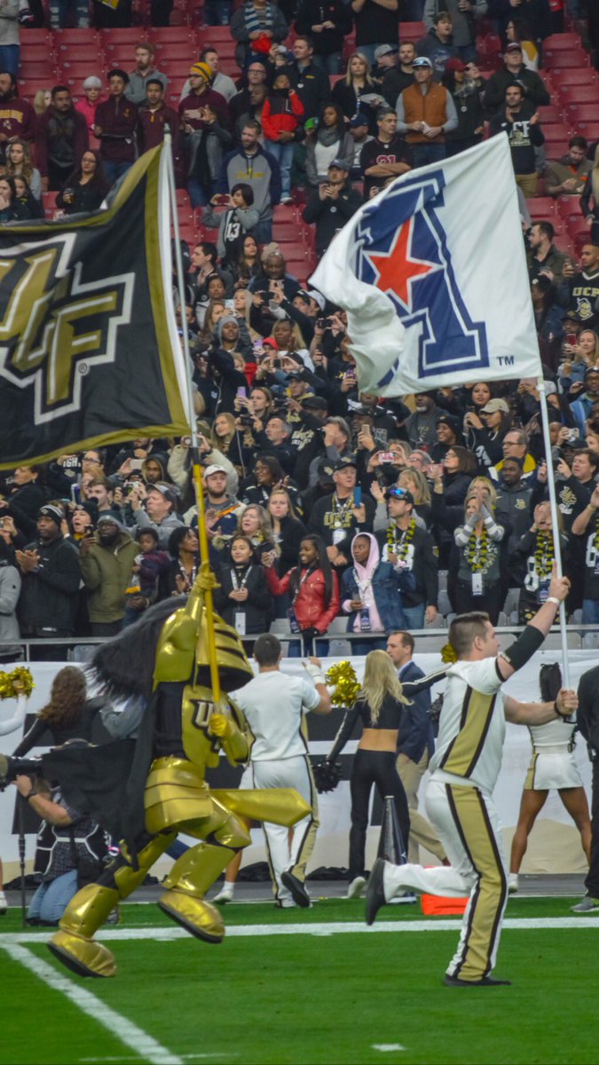 kflsant's tweet photo. @Fiesta_Bowl @LSUfootball @LSU @UCF_Football @UCFKnights https://t.co/6SofJXGwxA