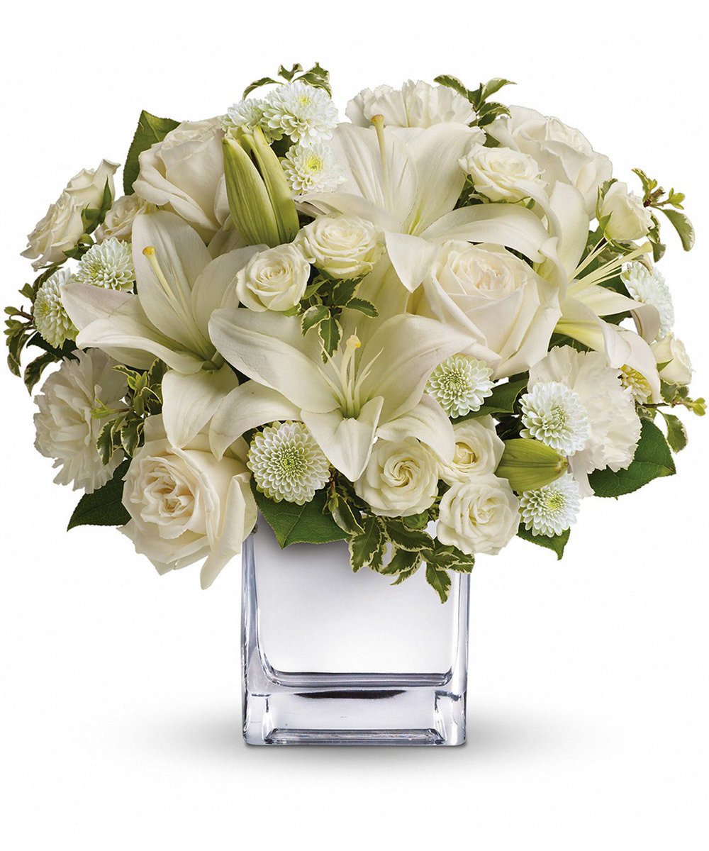 NortonsFlorist's tweet photo. Celebrate the season with a mixture of elegant roses, lilies, and mums. https://t.co/L4sUXATSjn! 💚 https://t.co/rf5lgYvlcG