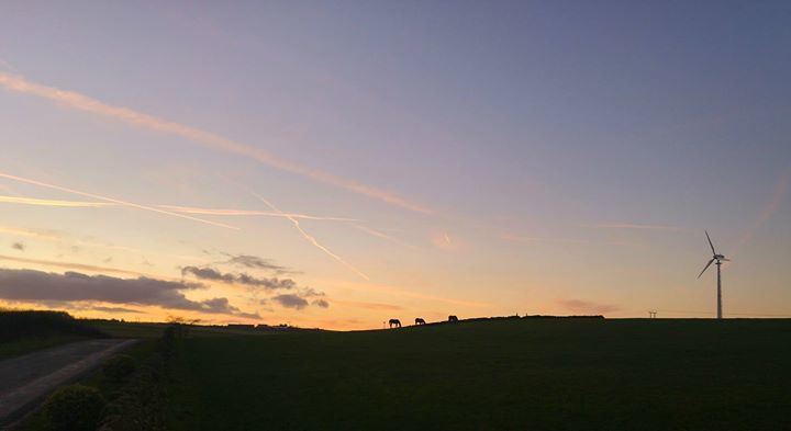 Browns Edge road (mobile phone pic)