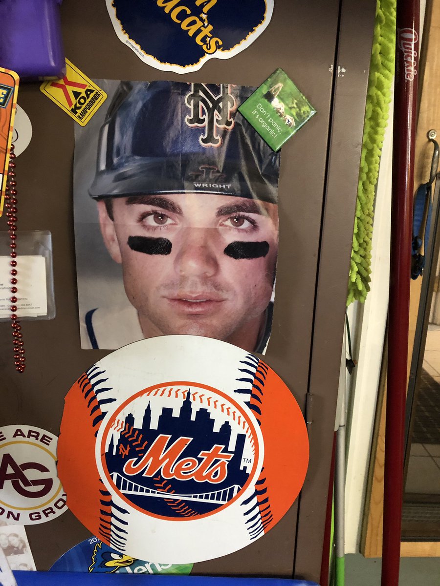 cab867's tweet image. Every time I pull in or out of my garage look at the face I get to look at. #wrightstuff#LGM❤️