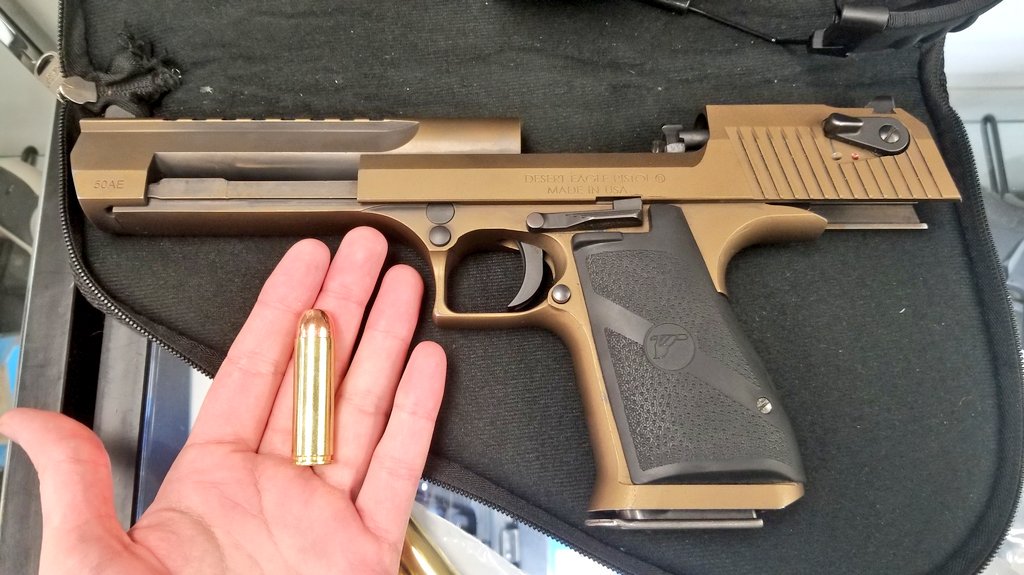 Drift0r Jwodesigns Said She Wanted To Shoot A 50cal Desert Eagle But This Seems Ridiculous