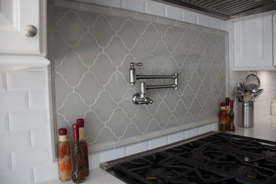 EvoDesignLI's tweet photo. HAPPY NEW YEAR! 2019 has begun and it's time for some serious changes. Why not make one of them your kitchen? Contact Evo Design Center today and let's get the ball rolling, 631-427-6900 #kitchendesign #kitchenideas #kitchencabinets #remodeling #construction #longislandbuilders https://t.co/jF1MZXtr9e