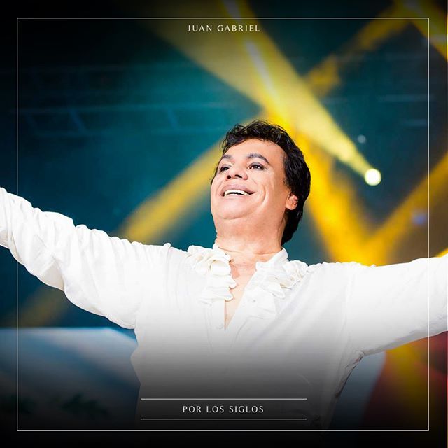 soyjuangabriel's tweet photo. “La vida nos da la oportunidad de superarnos y si llegamos a ser grandes, entonces nunca moriremos”
- #JuanGabriel -
#PorLosSiglos  #Mexico #MusicaMexicana #EternamenteJuanGabriel #SoyJuanGabriel #FelizMiercoles https://t.co/6F7XFph7Kh