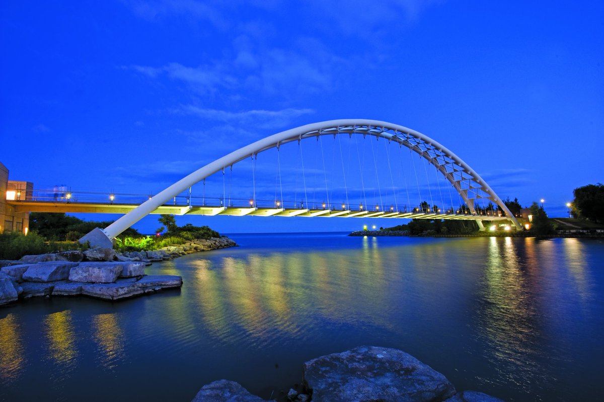 HAPPY NEW YEARS! And happy 20th Anniversary to the Humber River’s Canadian Heritage Status, celebrating 20 years of dedicated protection, enhancement, and restoration of the GTA’s only Canadian Heritage River #CelebrateTheHumber #FindAnEventNearYou bit.ly/2R9xpvO