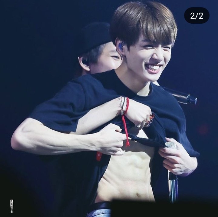 1-His Expression Are :
Oh ayigo cutie pie 💜
2-His abs :
Wow man damn sexy and hot feww😱🤧😎
@BTS_twt 
@PatyP_09 do u agree with me 😎?
