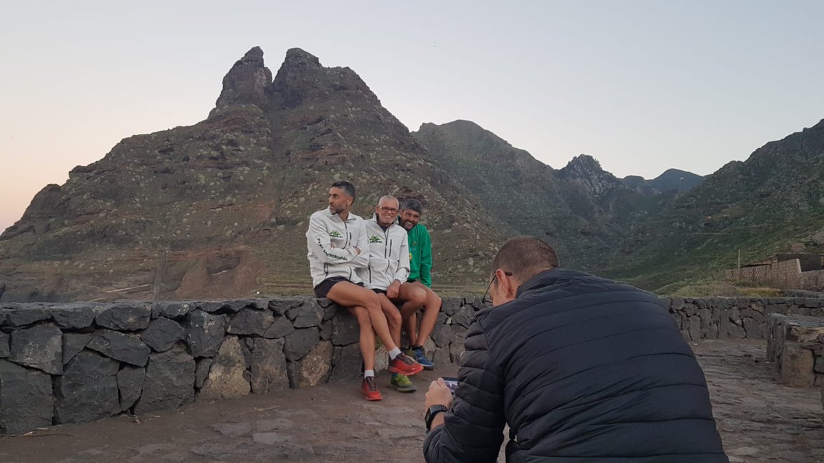 🎥#makingof Tomás Padrón
Muy pronto lo podréis ver.... Atentos a las redes sociales #DCA19
➡FECHA: 6 DE ABRIL 2019
☝10 km 620 D+(Trail)😛
✌21 km 1700 D+(Media Maratón)😝
👌38 km 3100 D+(Maratón)🤪
🤟73 km 6250 D+(Ultra)😱