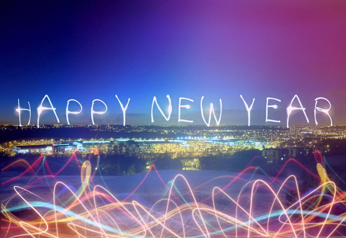 DallasHolmPM's tweet photo. Happy New Year! Linda &amp; I pray that God will lead you and guide you in new and amazing adventures in 2019! #HappyNewYear #2019 https://t.co/MEiehpGYSK