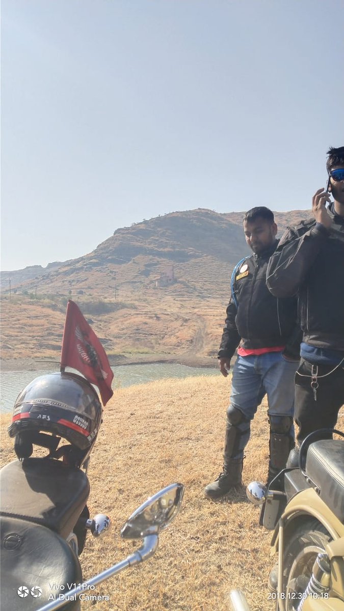 KnightRiderzRC's tweet photo. #KRRCPune #Ride to #Pingori #Lake #RideWithPride #RideWithKRRC #RoyalEnfield #WeeklyRide @KnightRiderzRC @royalenfield #KRRCPalghar https://t.co/cG3l804qki