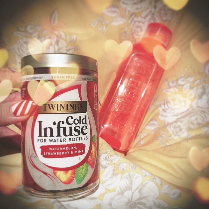 Rach2906's tweet image. Keeping hydrated should be a doddle using these 🥰 
#twinings #coldinfuse #fruity #hydration #detox #health #backtoit #weightloss